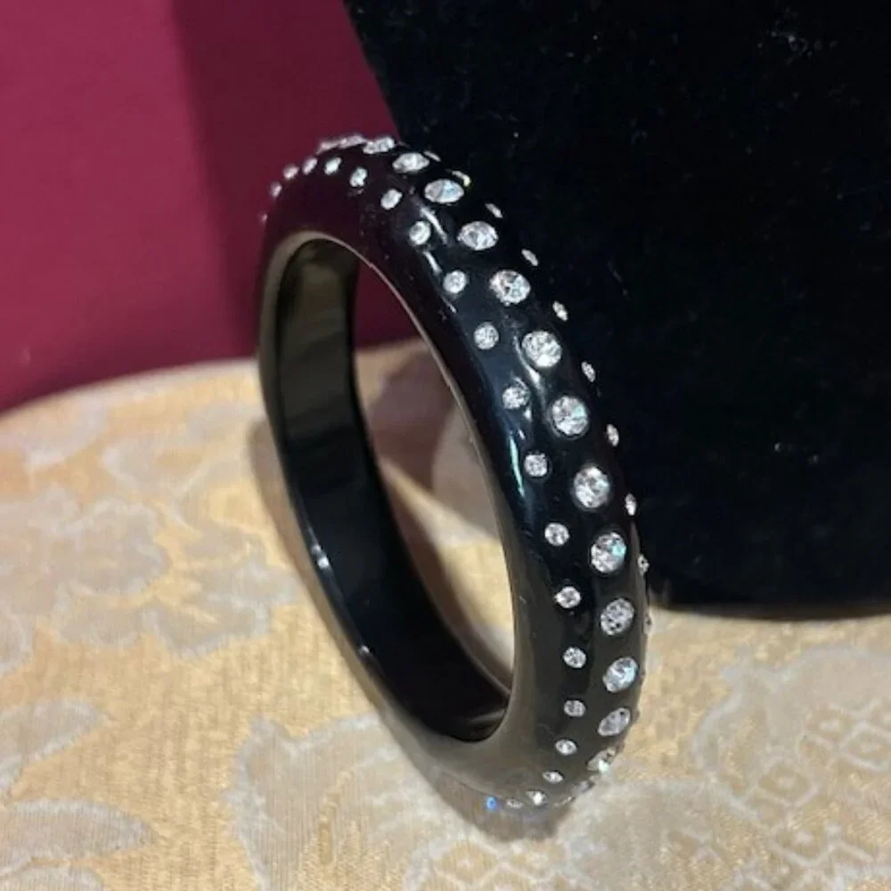 CHUNKY BLACK Rounded Lucite Rhinestone Bangle BRACELET - Picture 8 of 8